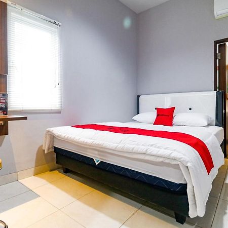 Reddoorz Near Kebon Jeruk Jakarta Jacarta Exterior foto